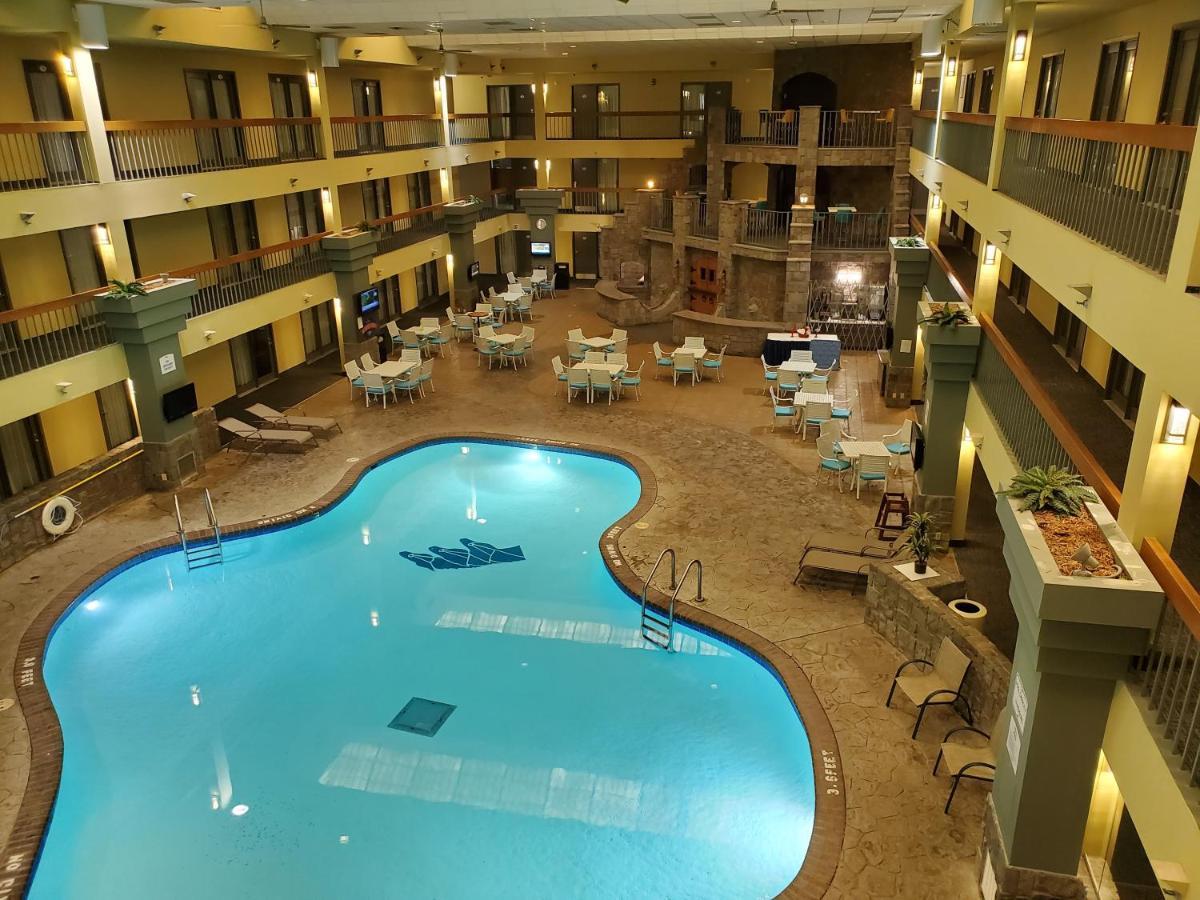 Hotel Baymont By Wyndham Shakopee Exterior foto