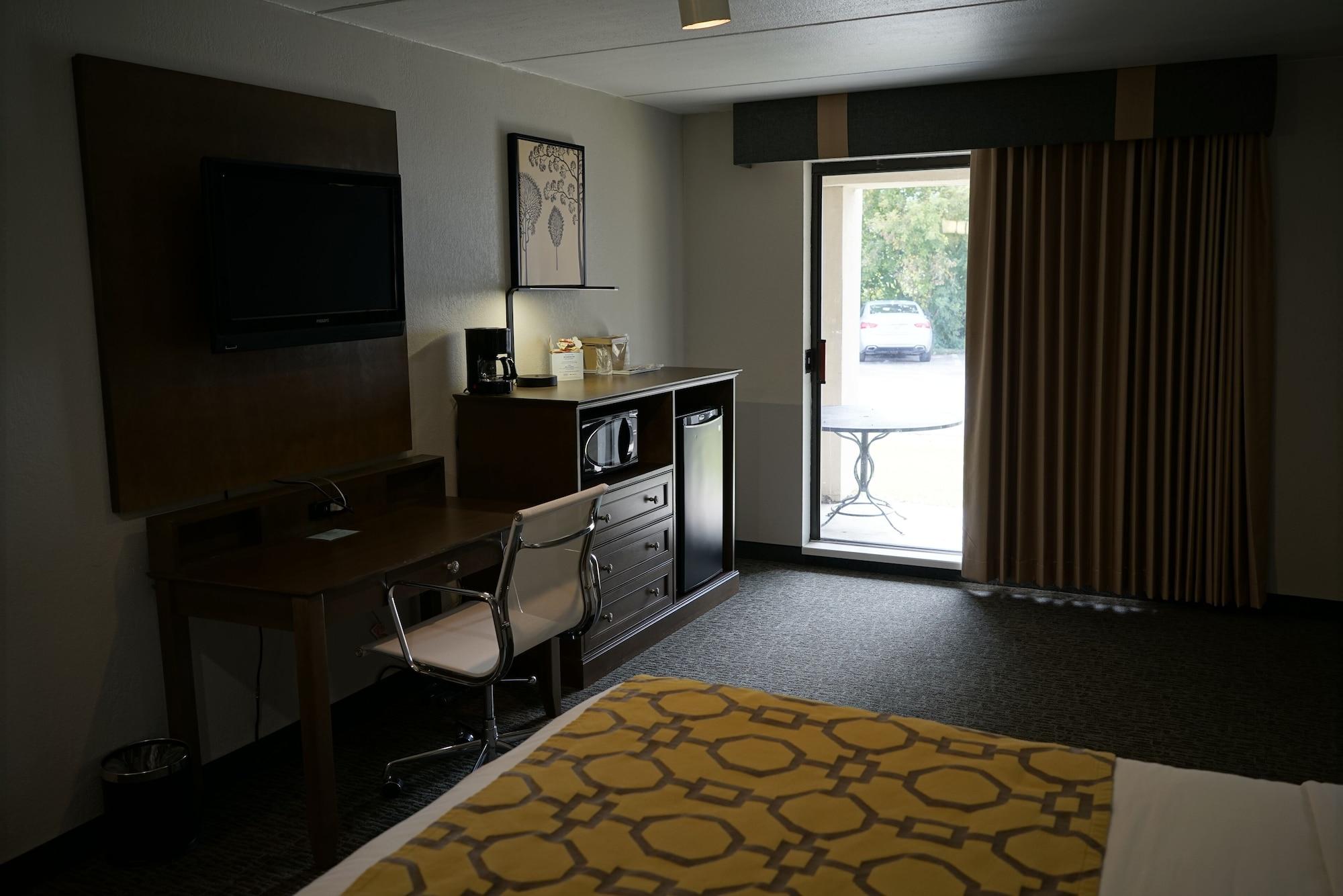 Hotel Baymont By Wyndham Shakopee Exterior foto